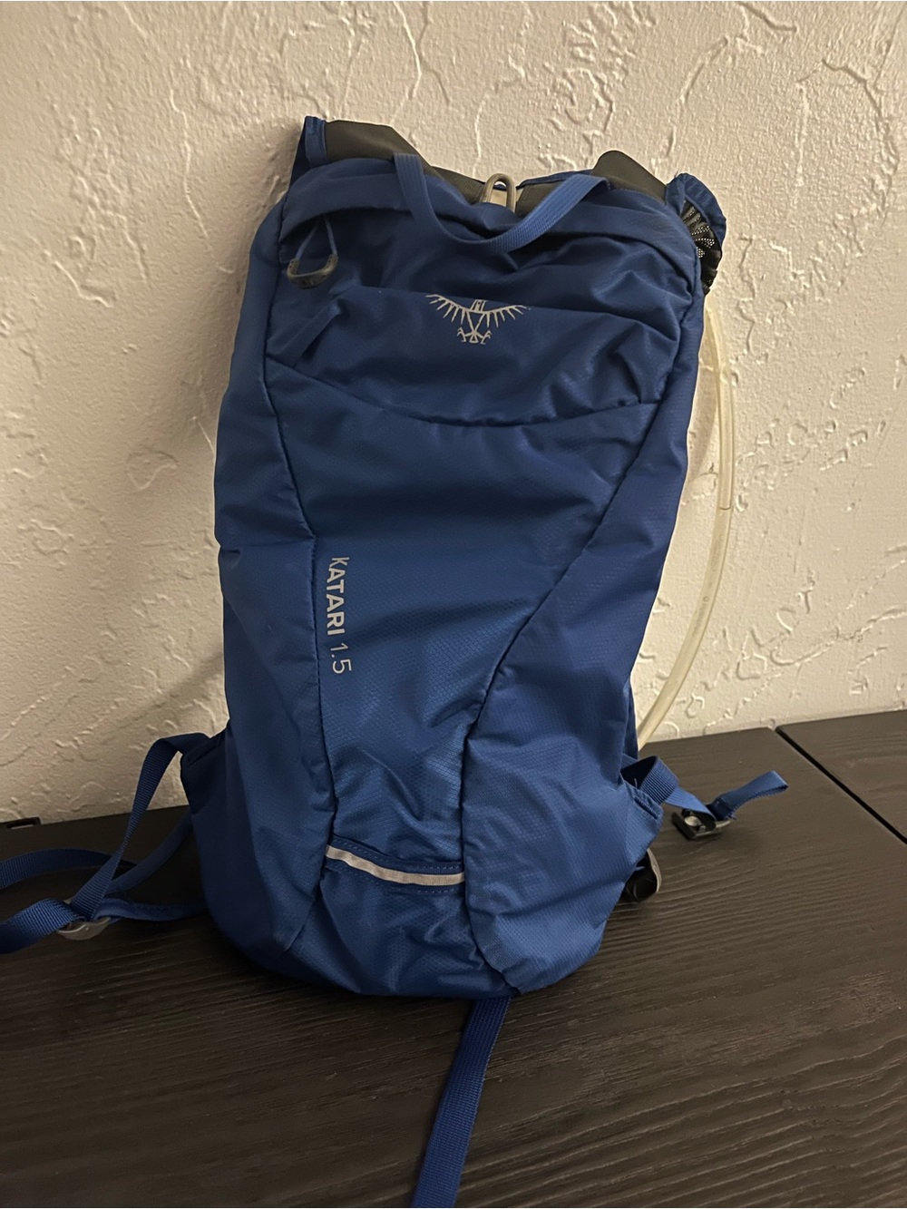 Osprey katari 1.5 camelback water hydration pack